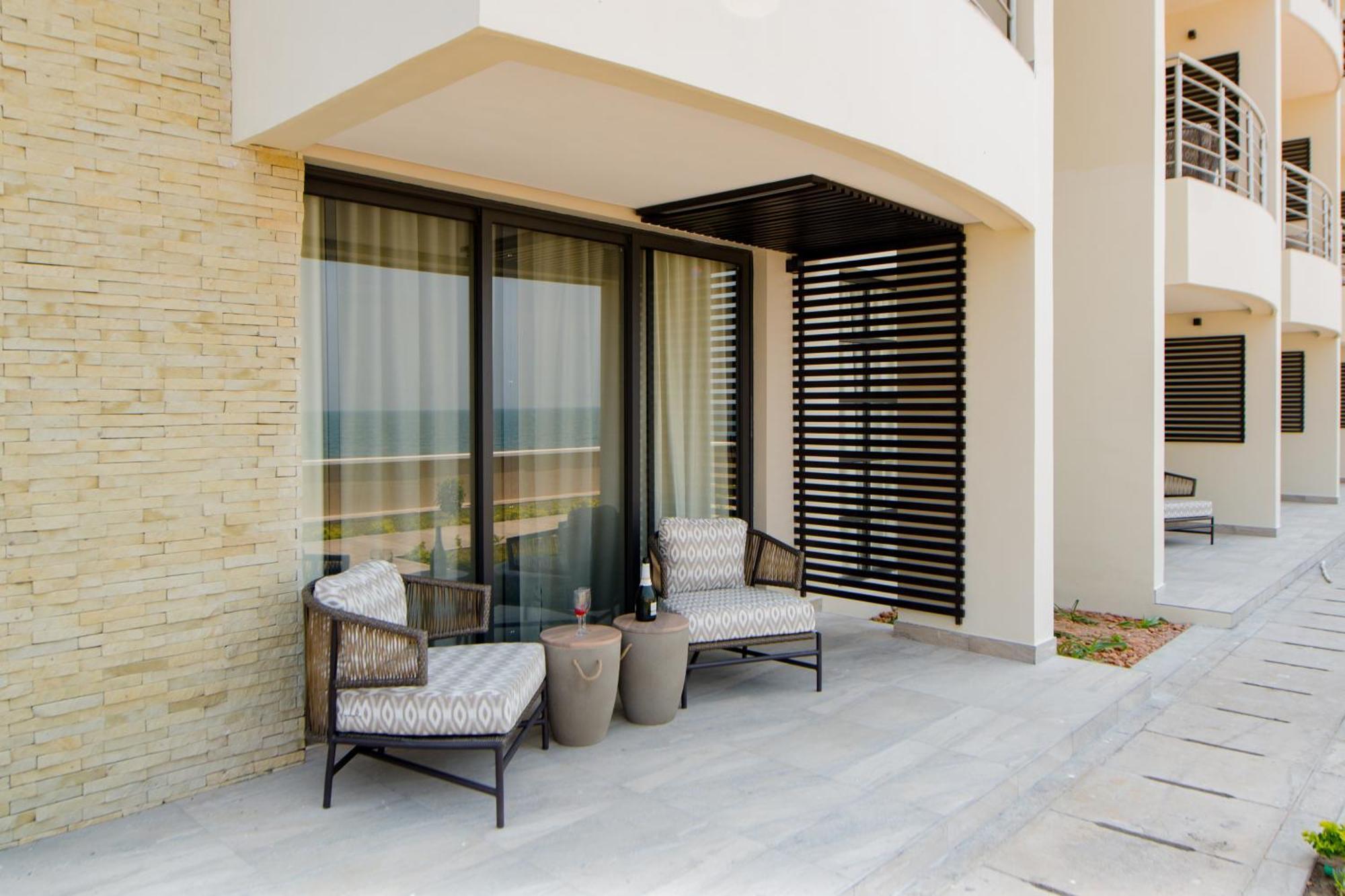 Sunbird Waterfront Hotel Salima Екстериор снимка